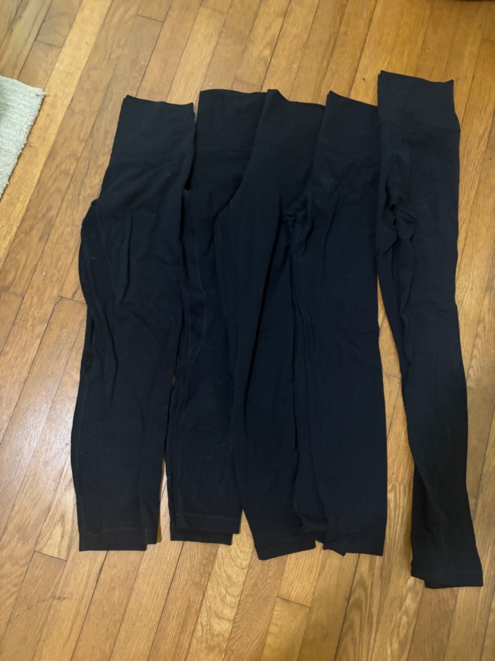 Bundle of 5 lululemon align leggings size 4